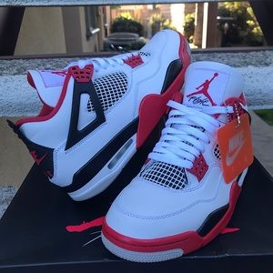 Size 10 RETRO 4 “fire red” 2020